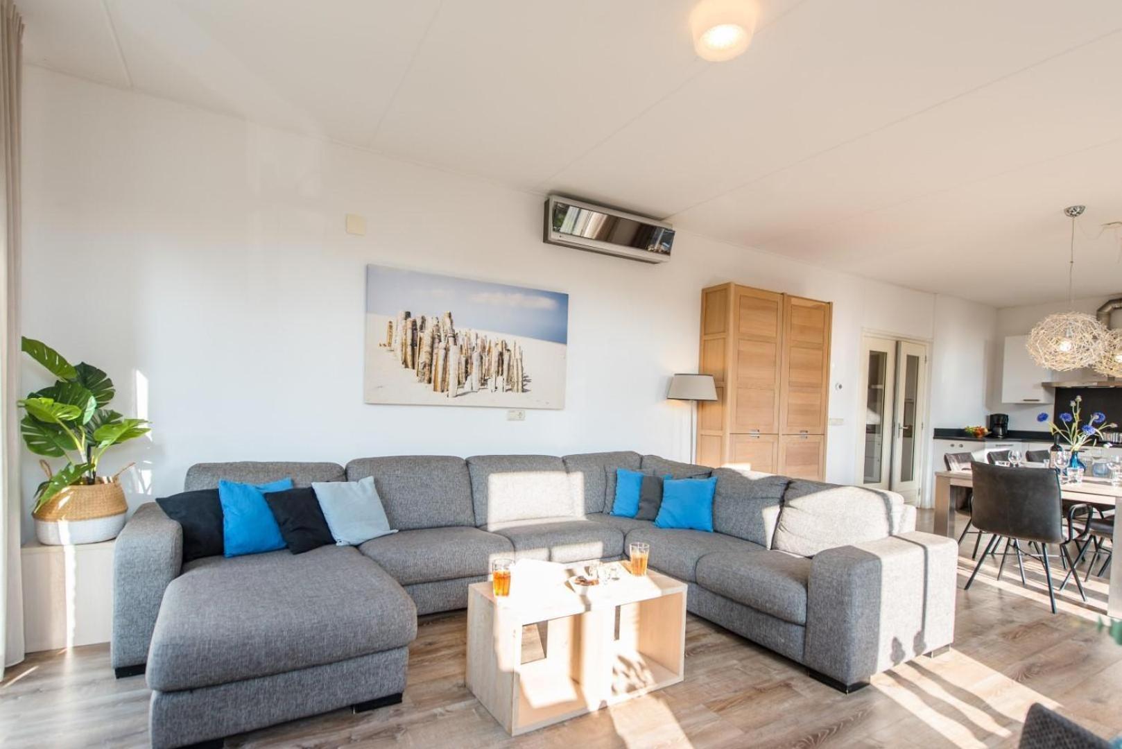 Staetige Dames Apartment Nes  Ngoại thất bức ảnh