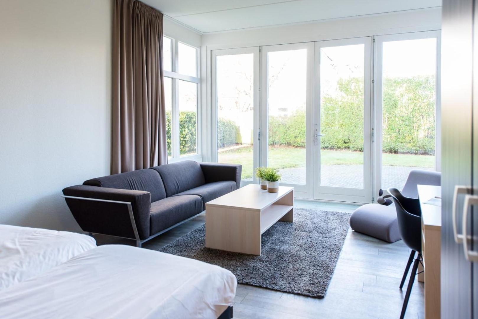 Staetige Dames Apartment Nes  Ngoại thất bức ảnh