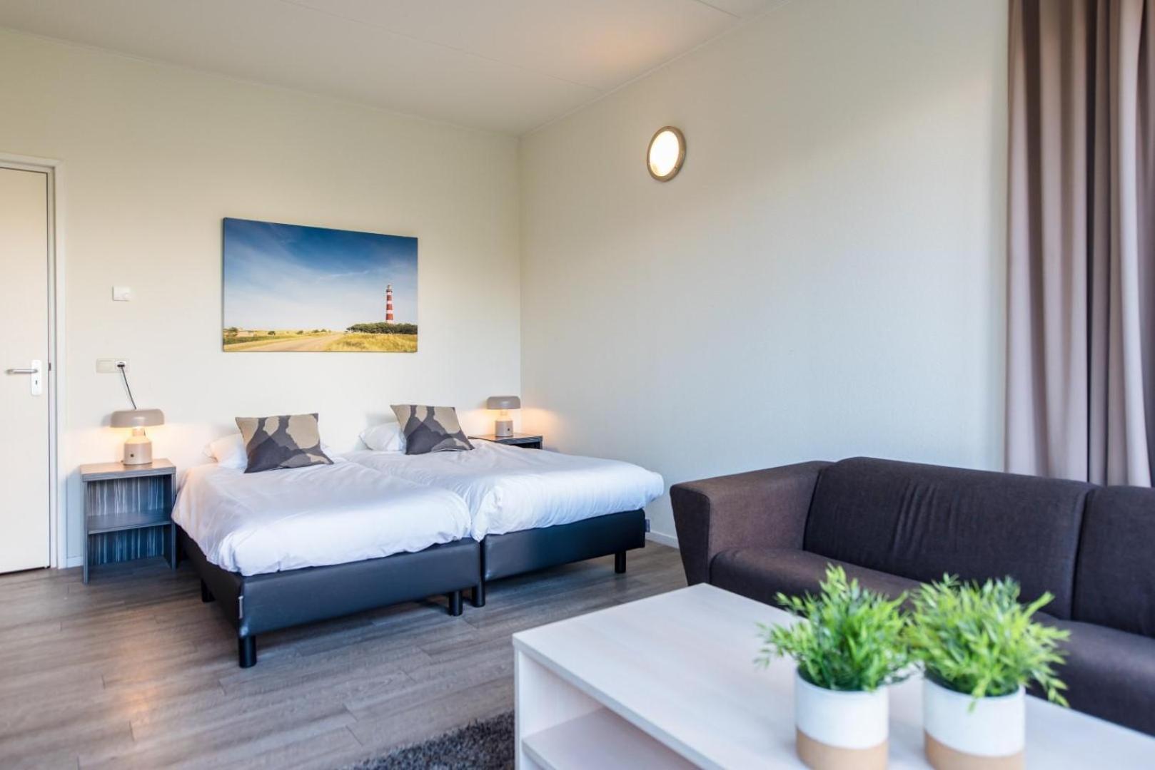 Staetige Dames Apartment Nes  Ngoại thất bức ảnh