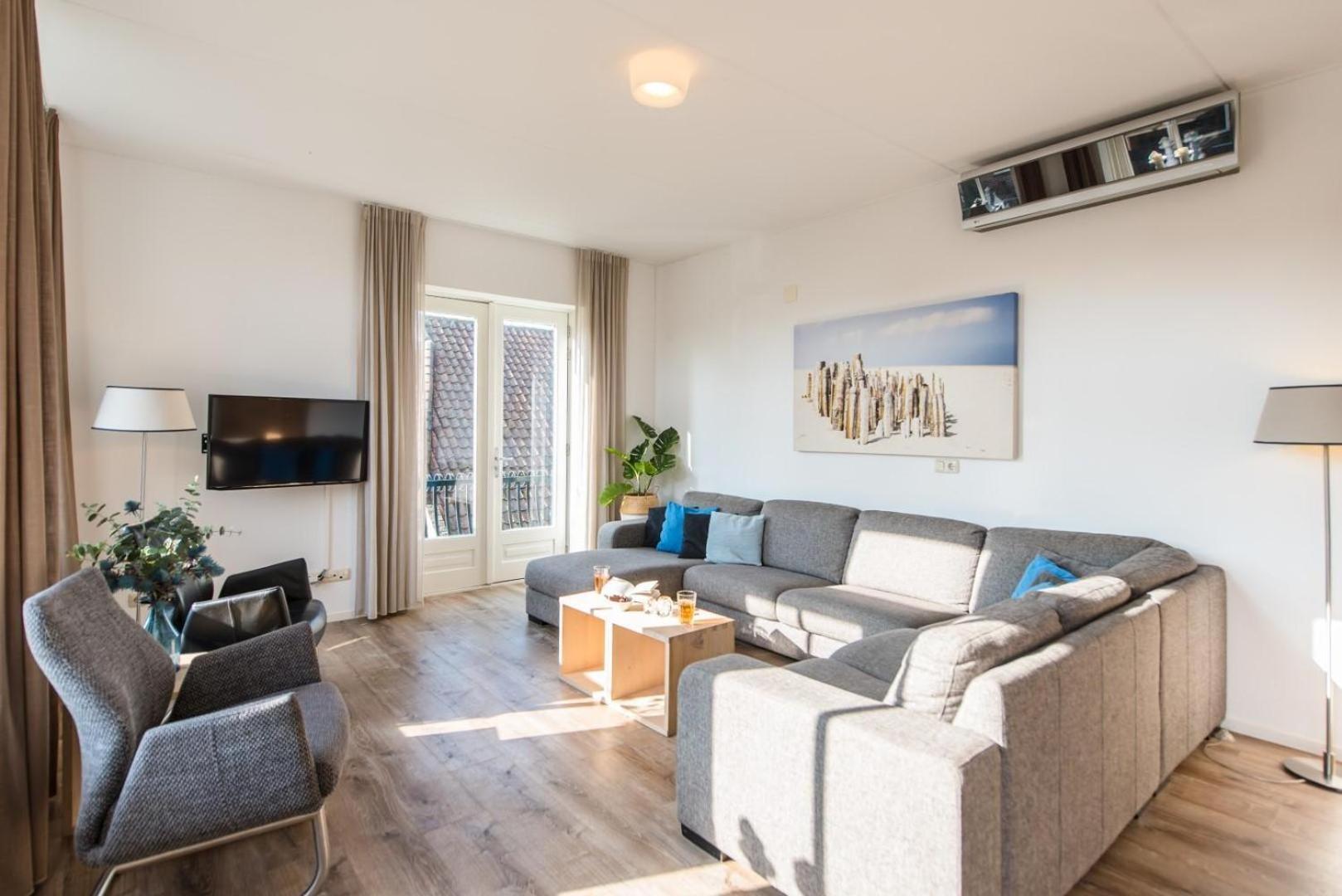 Staetige Dames Apartment Nes  Ngoại thất bức ảnh